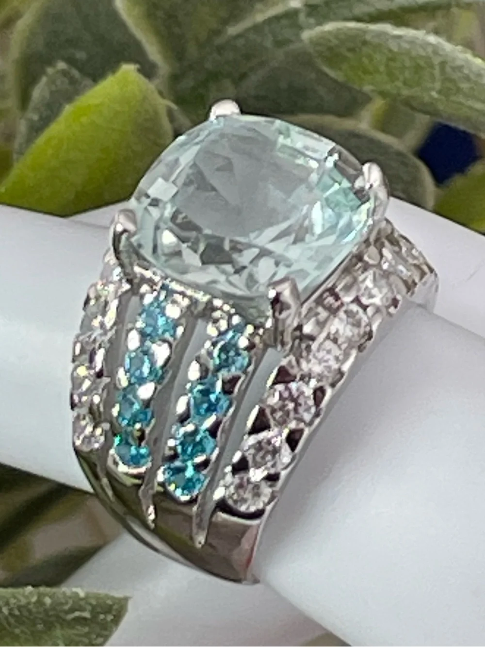 Aquamarine Sapphire Blue white Silver Ring 9.92ct